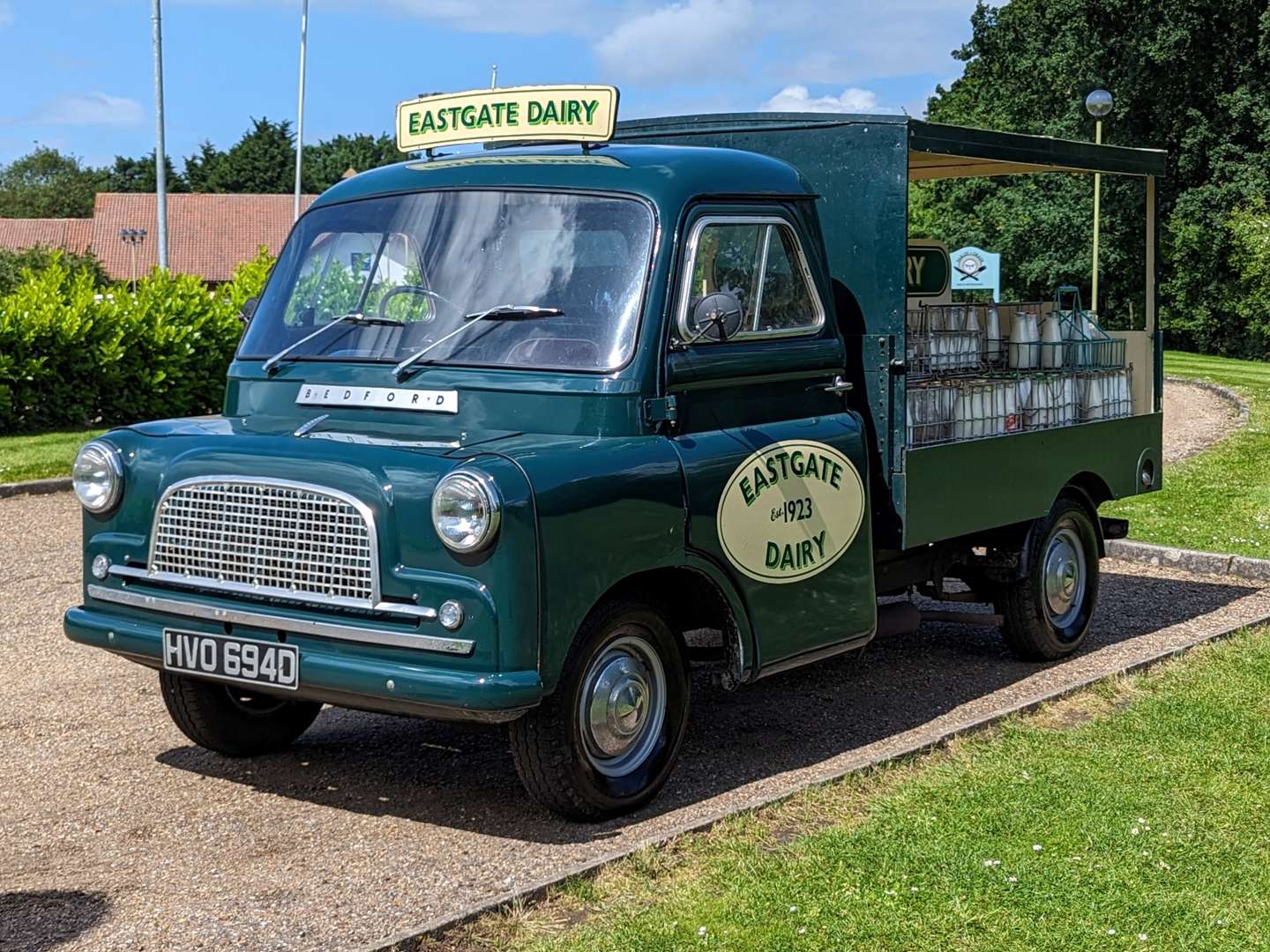 <p>1966 BEDFORD CA PICK-UP</p>