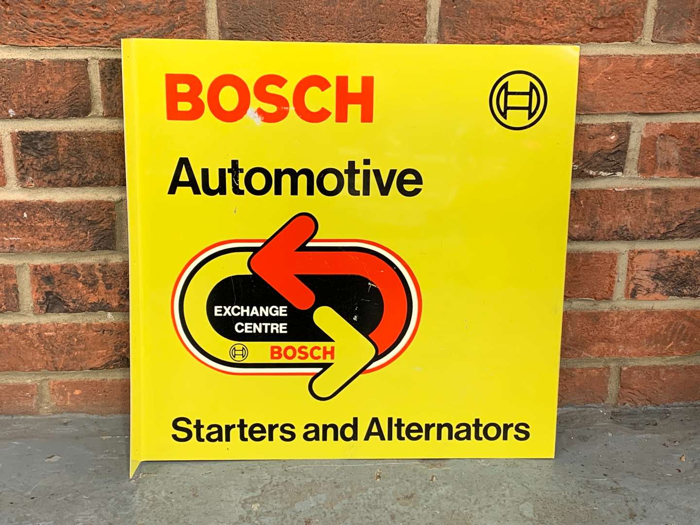 <p>Bosch Automotive Aluminium Flange Sign</p>