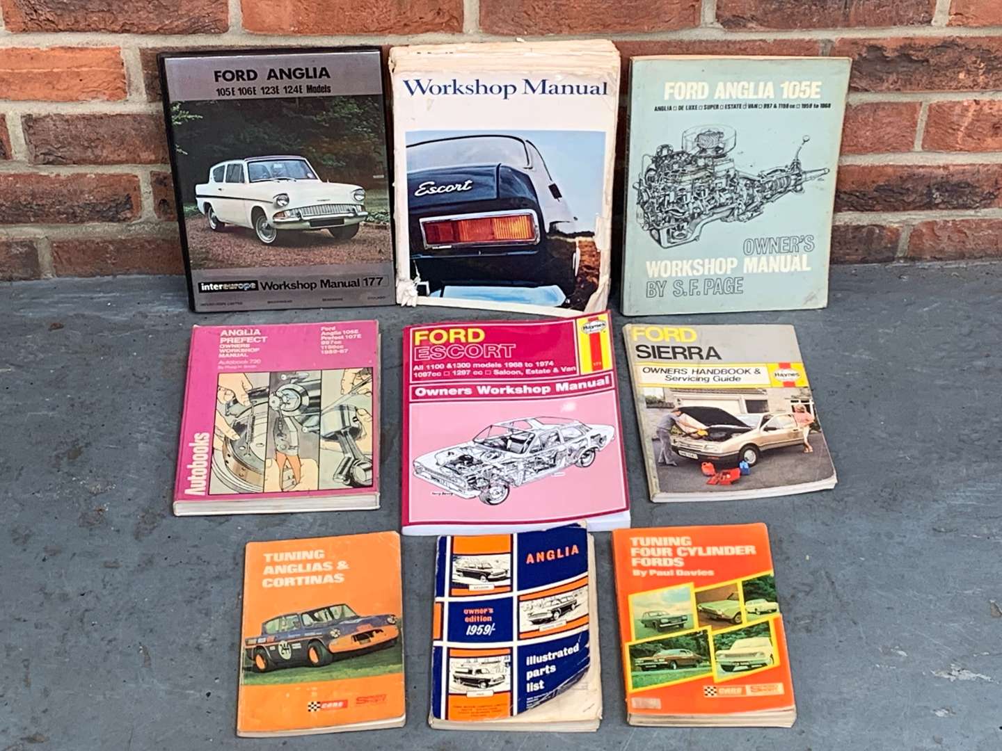 <p>Box Of Ford Motoring Books and Manuals&nbsp;</p>