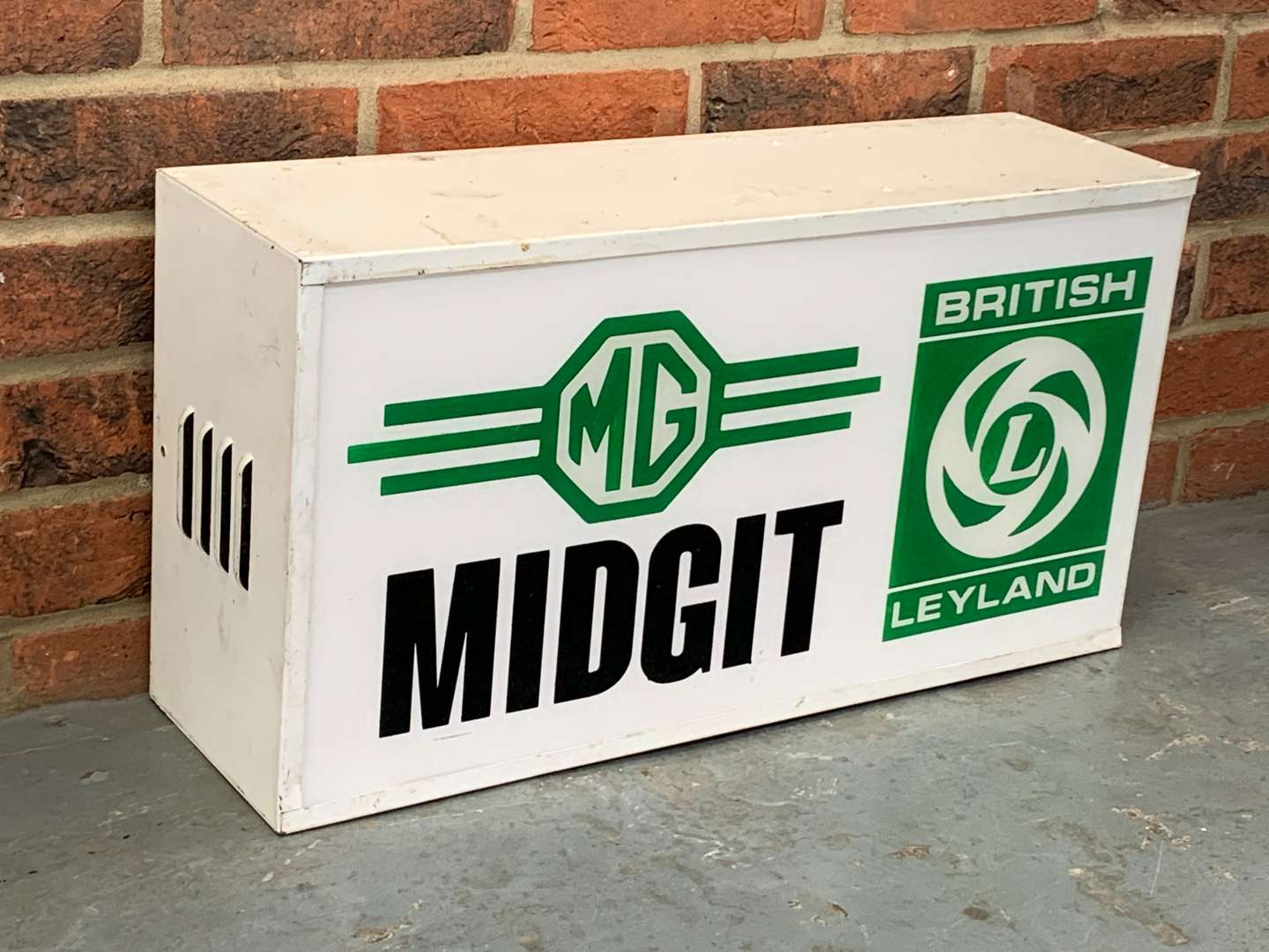 <p>British Leyland MG Midget Made Light Box</p>