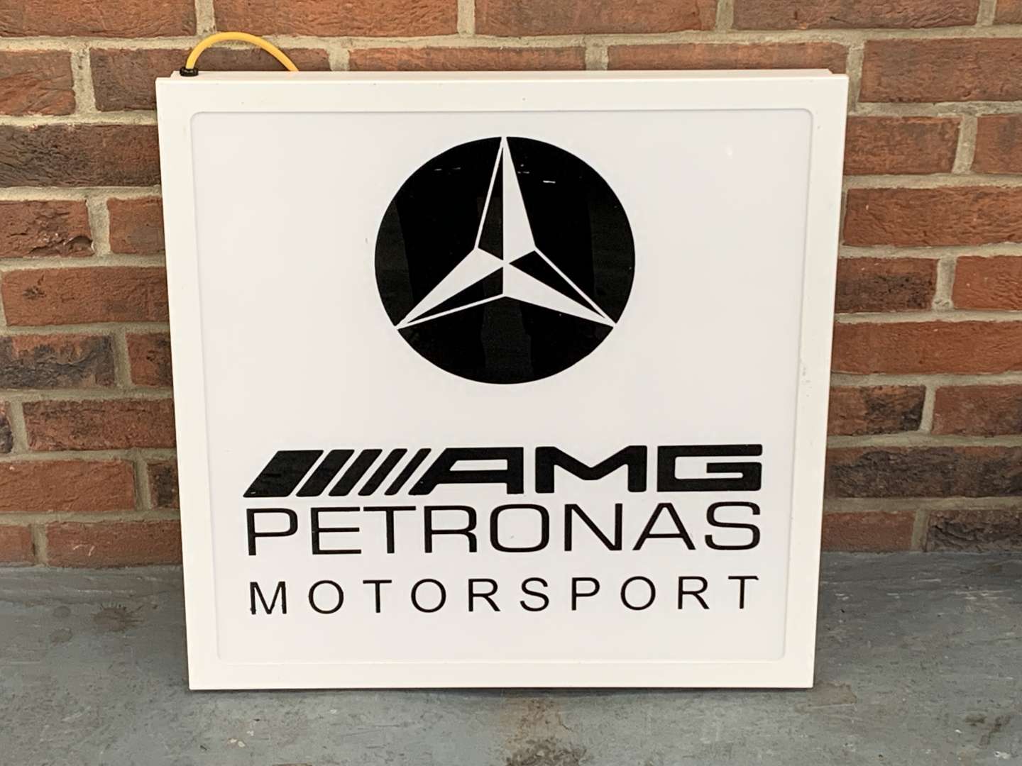 <p>AMG Petronas Motorsport Made Light Box</p>
