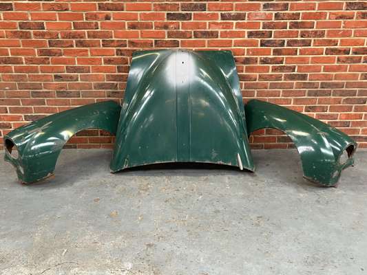 Morris Minor Bonnet and Front Wings | 22nd & 23rd June Automobilia ...