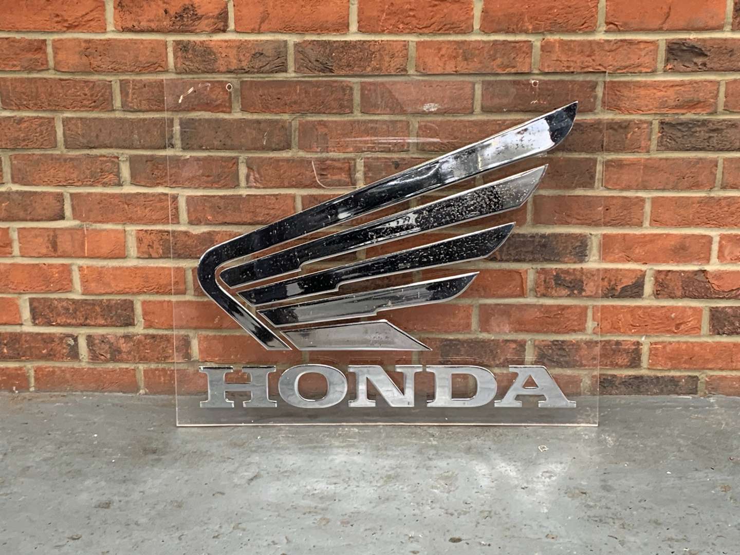 <p>Honda Metal and Perspex Sign</p>
