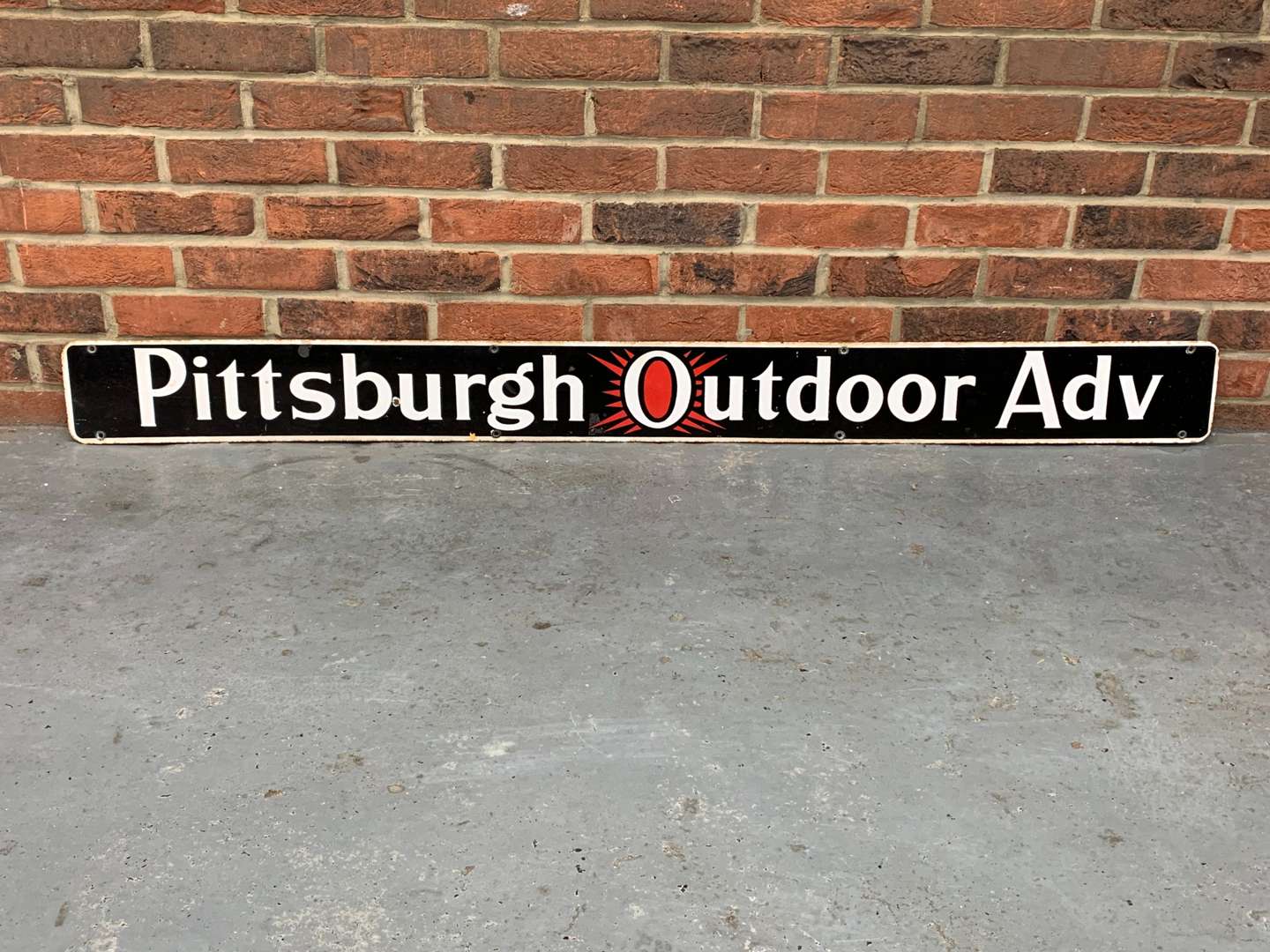 <p>Pittsburgh Outdoor ADV Metal Sign</p>