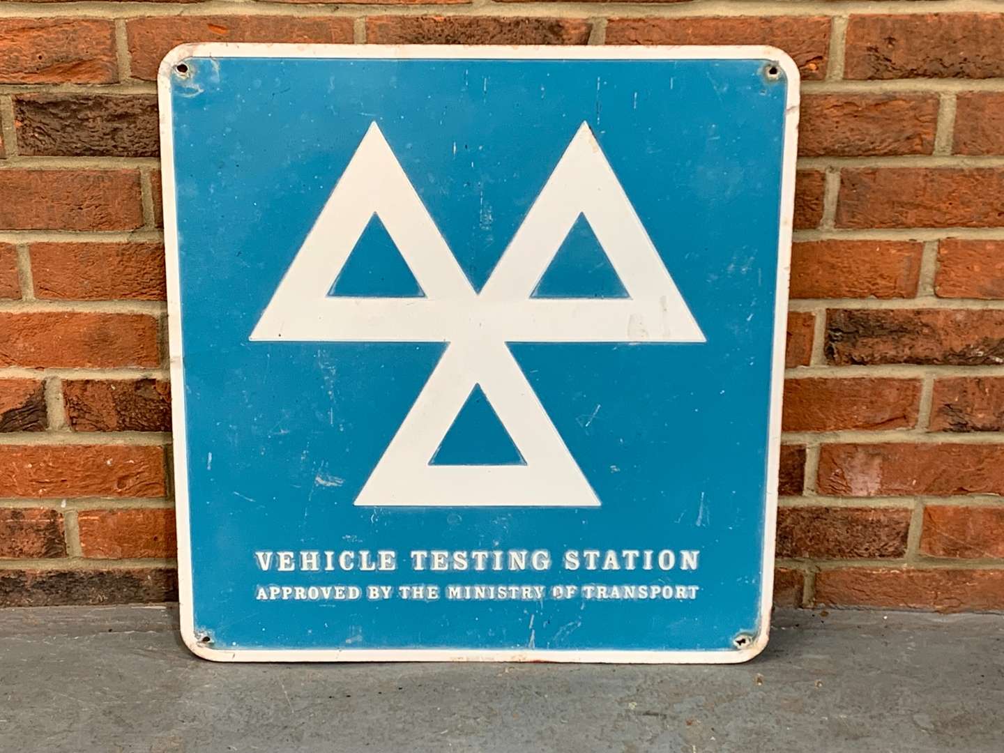<p>Vehicle Testing Station Pressed Aluminium Sign</p>