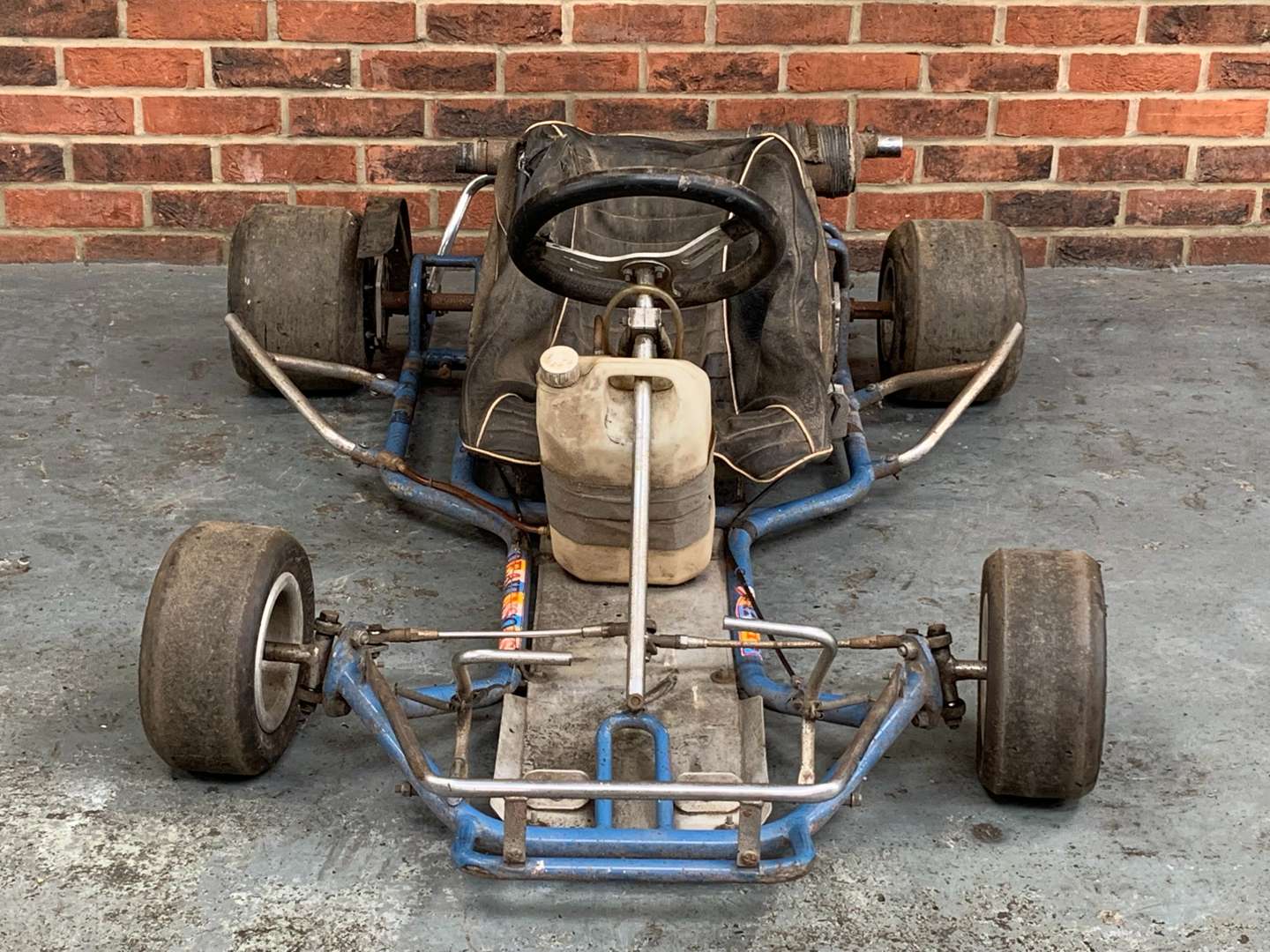<p>Zip Go Kart Chassis and Engine</p>