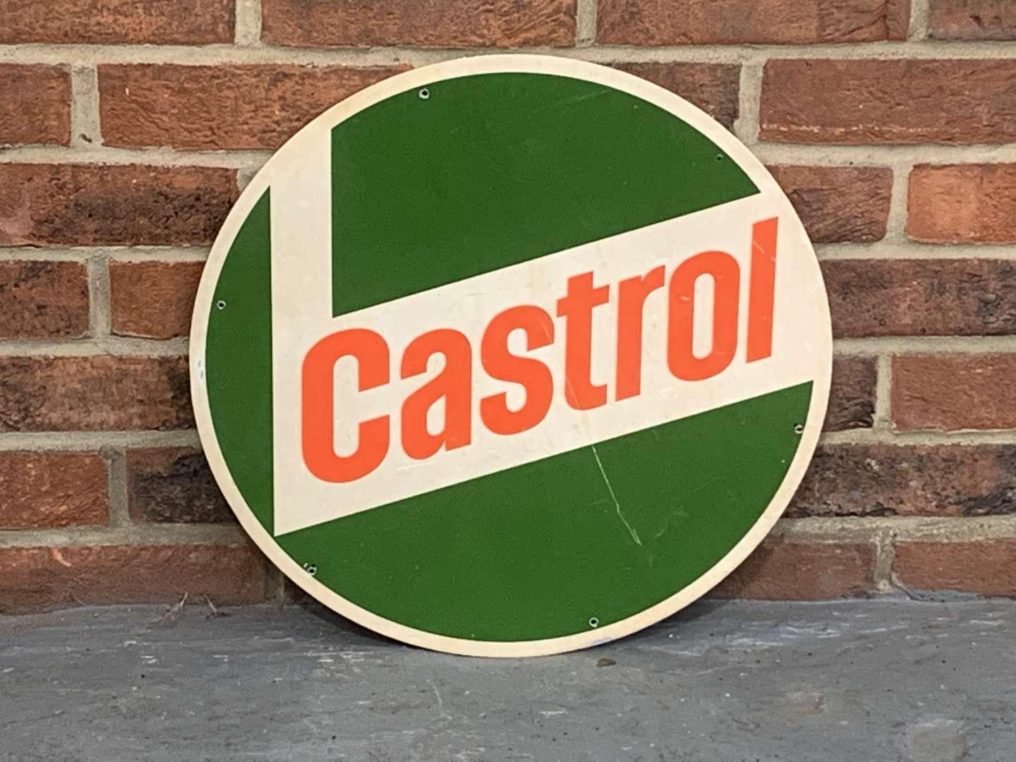<p>Castrol Aluminium Circular Sign</p>