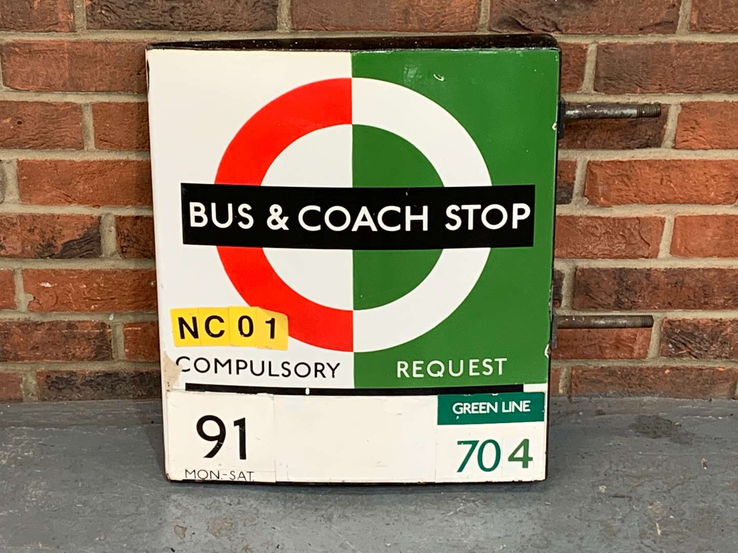 <p>Bus and Coach Stop Enamel Pole Sign</p>