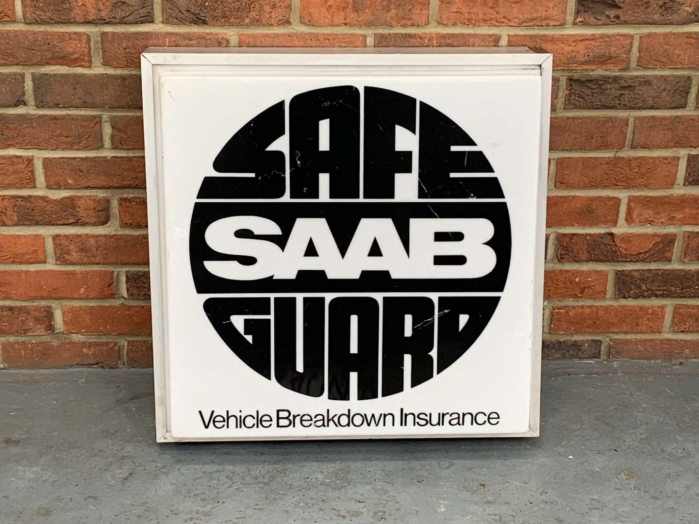 <p>Saab Safe Guard Light Box</p>