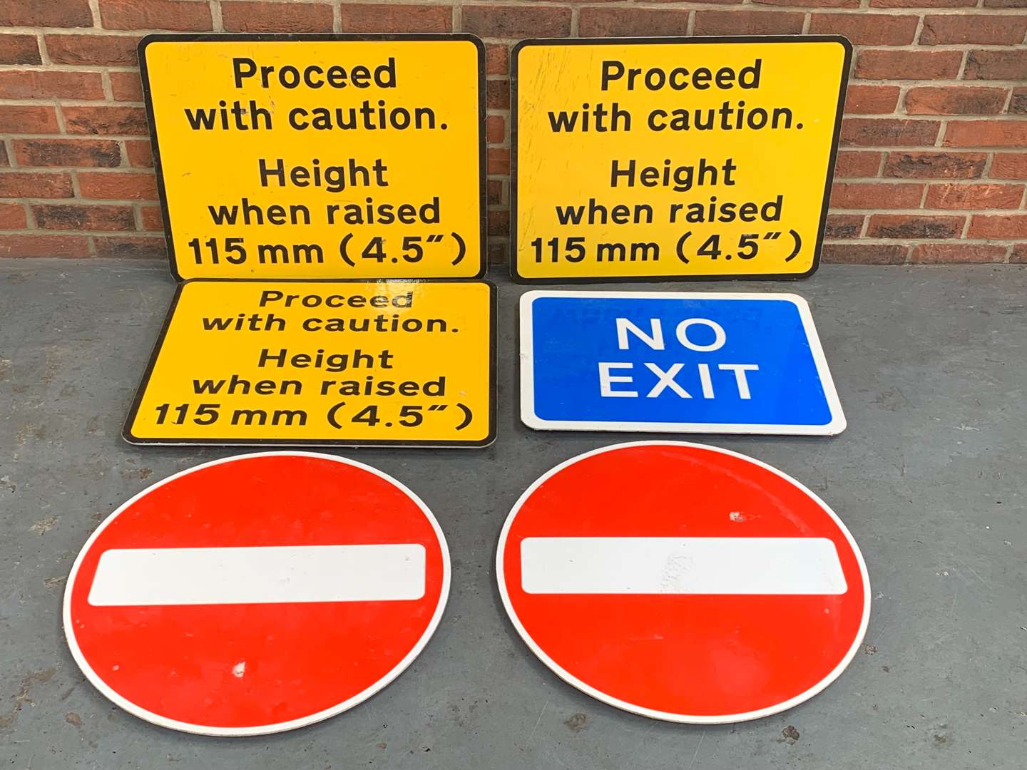 <p>Six Road Warning Signs</p>