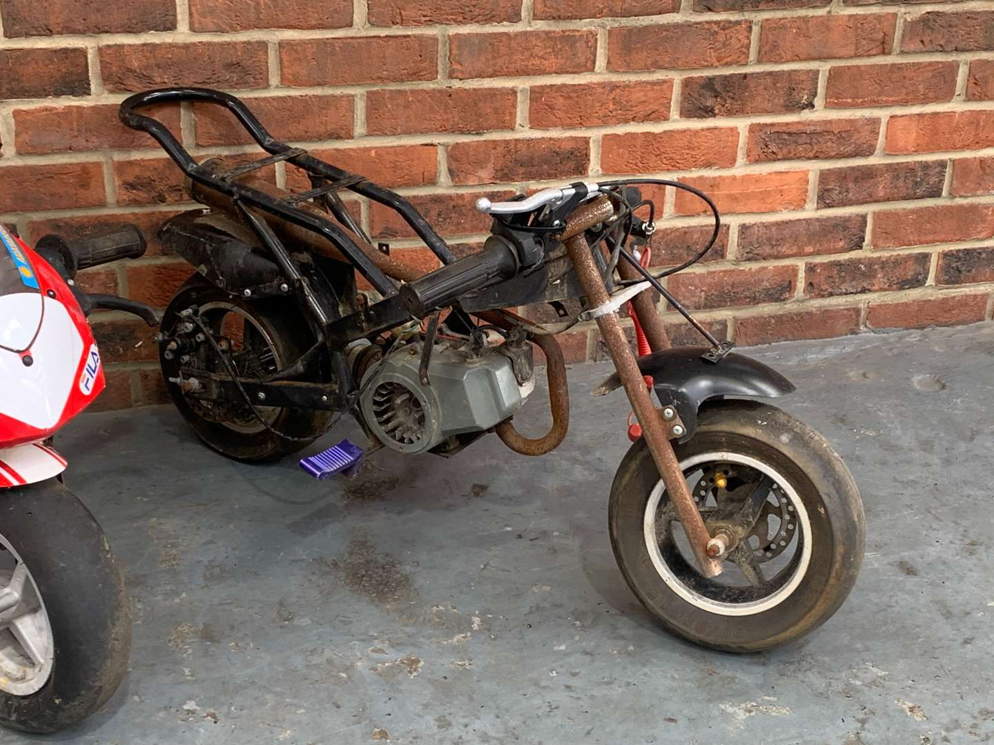 <p>Two Petrol Mini Motos (For Restoration)&nbsp;</p>