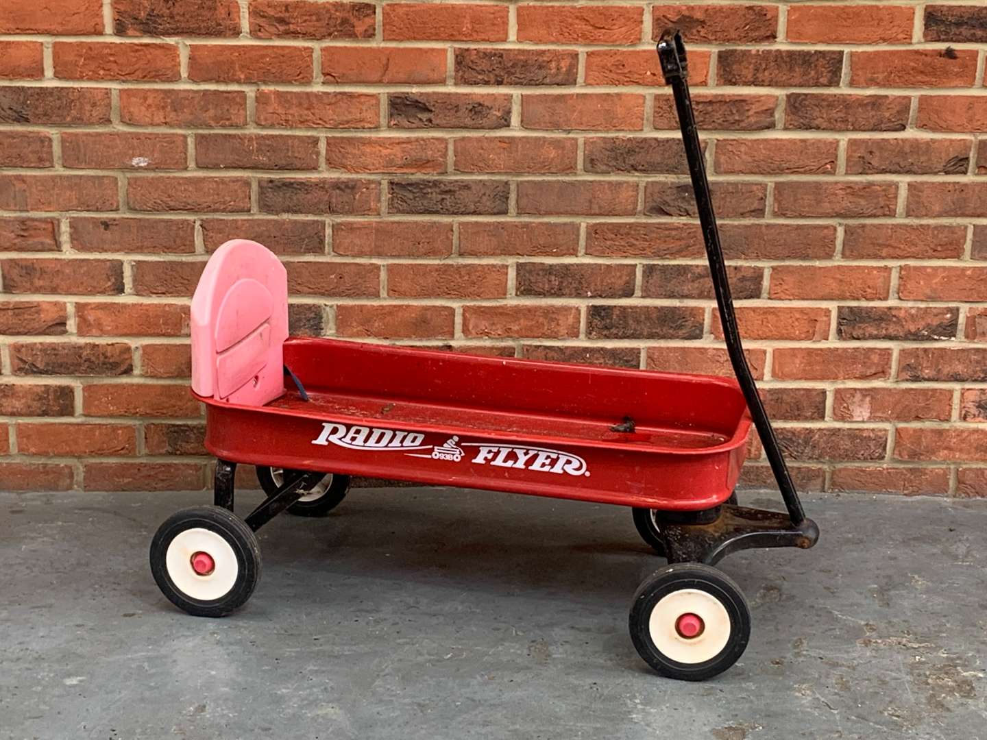 <p>Radio Flyer Tin Childs Pull Along Cart</p>
