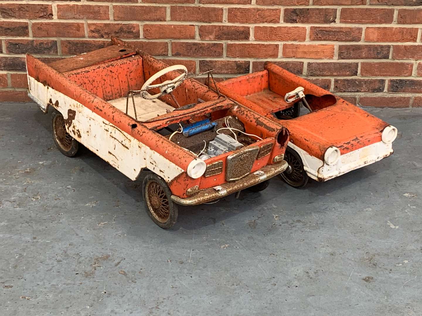 <p>Two Tin Plate Children's Pedal Cars (For Restoration)</p>