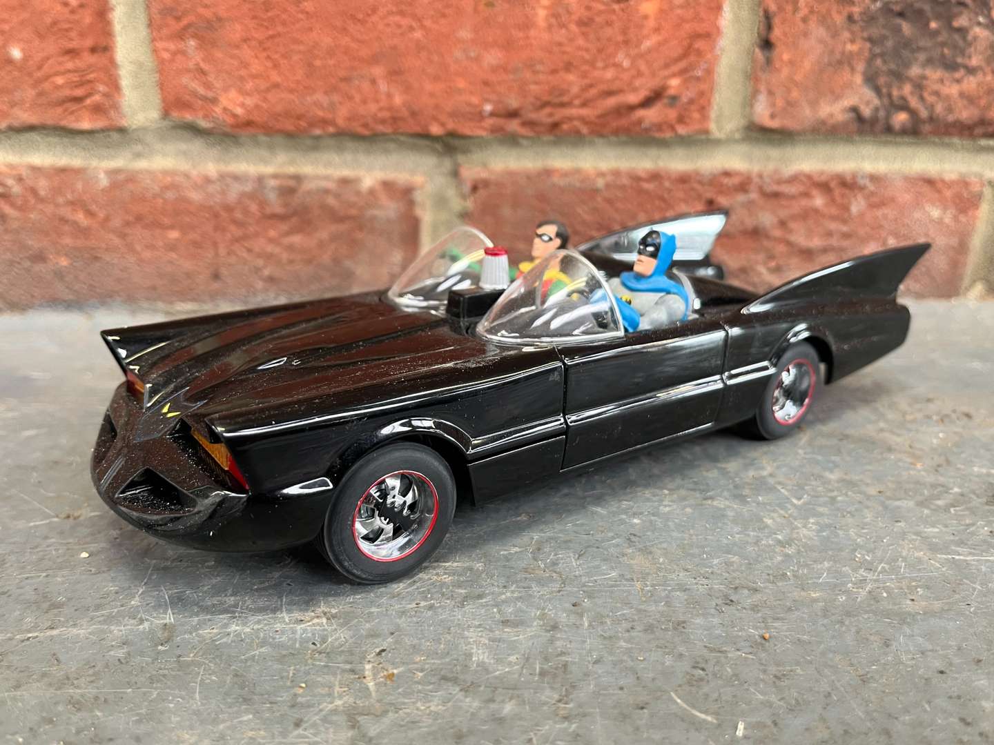 <p>Bat Mobile Model Car By Danbury Mint</p>