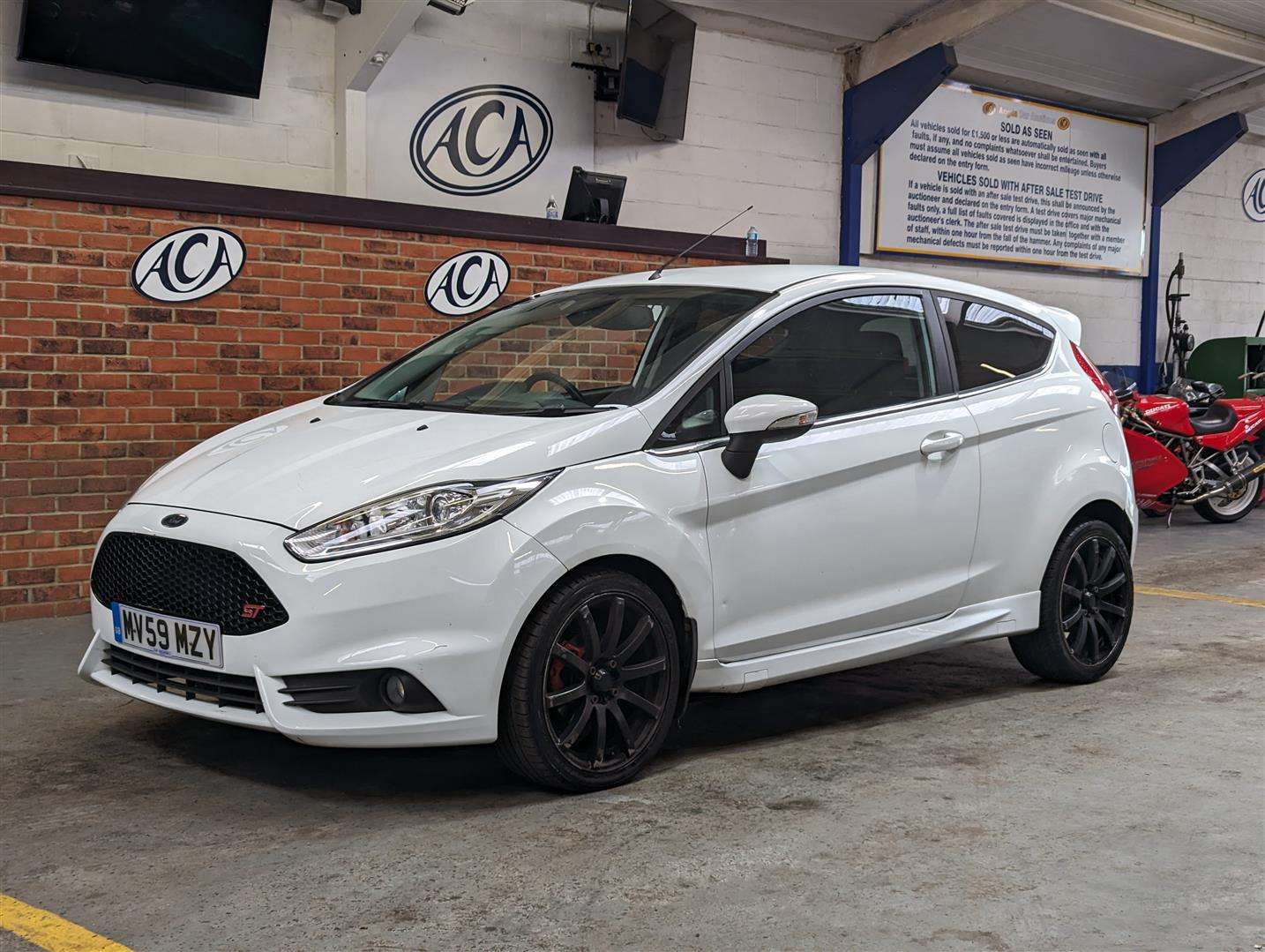 <p>2009 FORD FIESTA TITANIUM 90 TDCI</p>