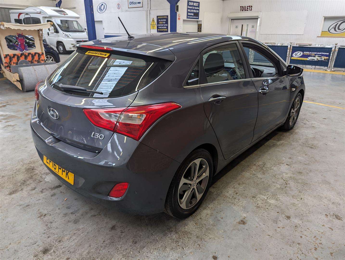 <p>2016 HYUNDAI I30 SE BLUE DRIVE CRDI S-A</p>