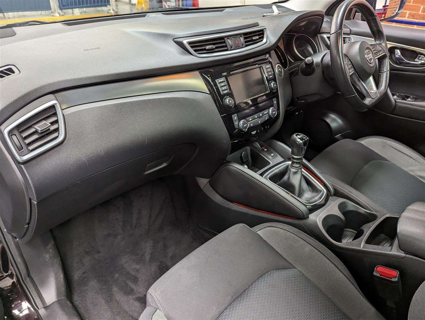 <p>2018 NISSAN QASHQAI N-CONNECTA DCI</p>