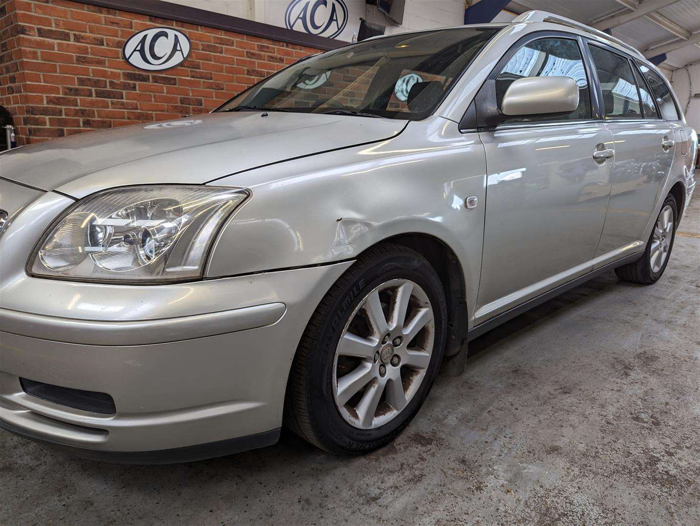 <p>2004 TOYOTA AVENSIS T3-S</p>