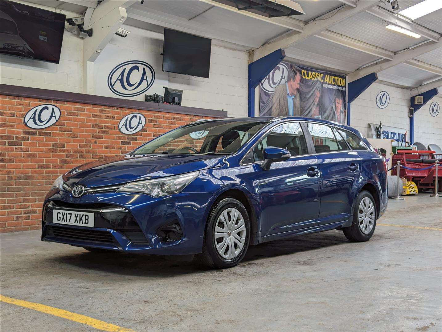 <p>2017 TOYOTA AVENSIS ACTIVE D-4D</p>