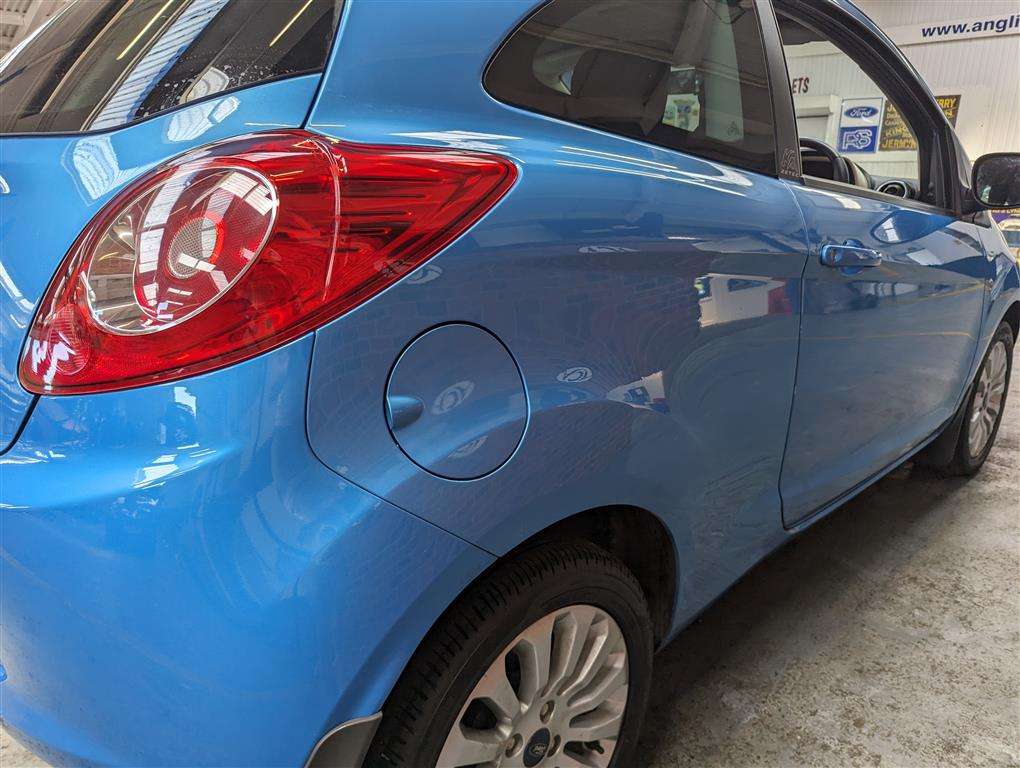 <p>2009 FORD KA ZETEC</p>