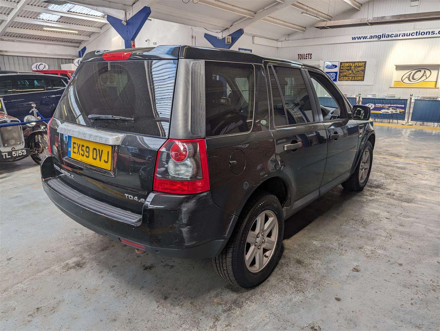 <p>2010 LAND ROVER FREELANDER S TD4 E</p>