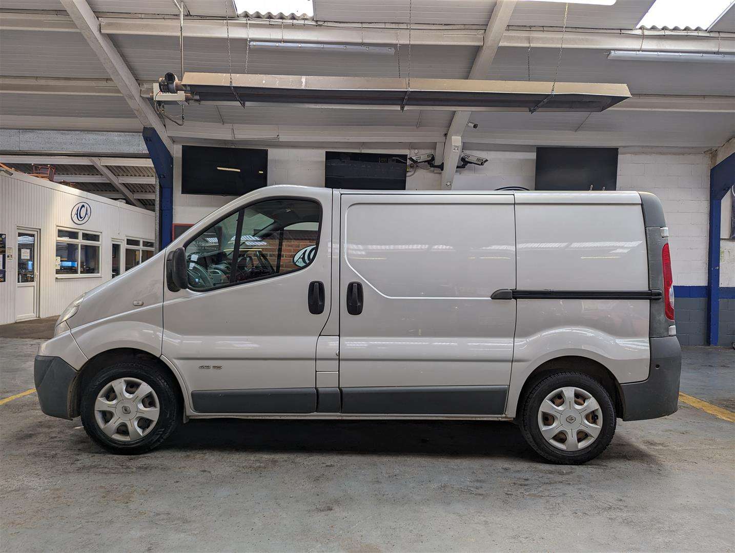 <p>2011 RENAULT TRAFIC SL29 DCI 115</p>