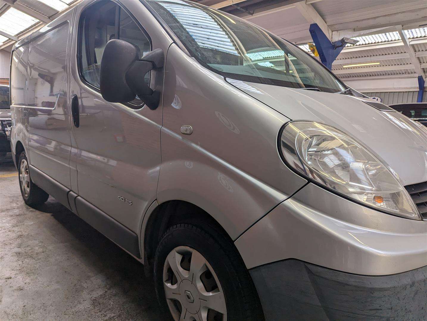 <p>2011 RENAULT TRAFIC SL29 DCI 115</p>