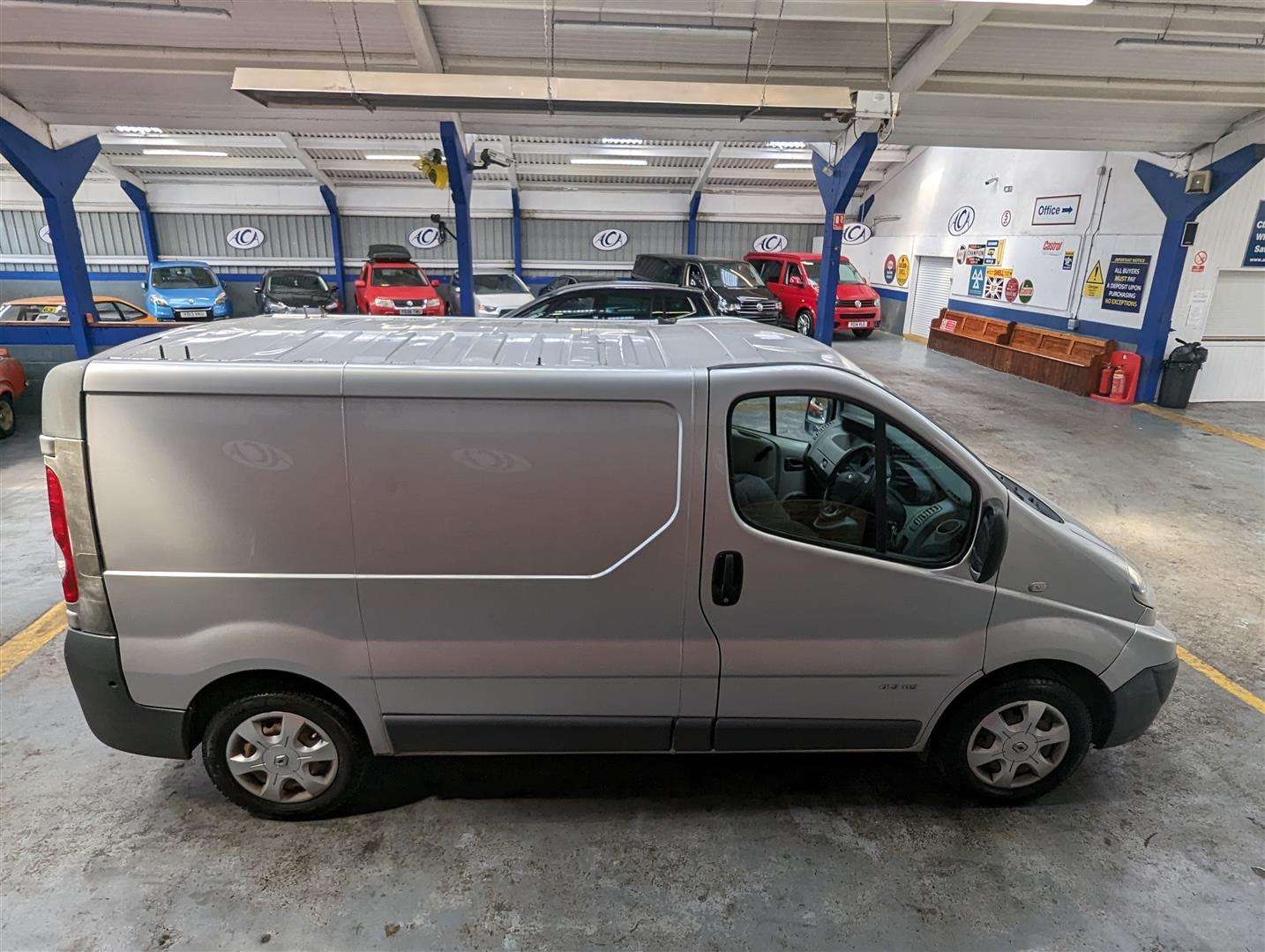 <p>2011 RENAULT TRAFIC SL29 DCI 115</p>