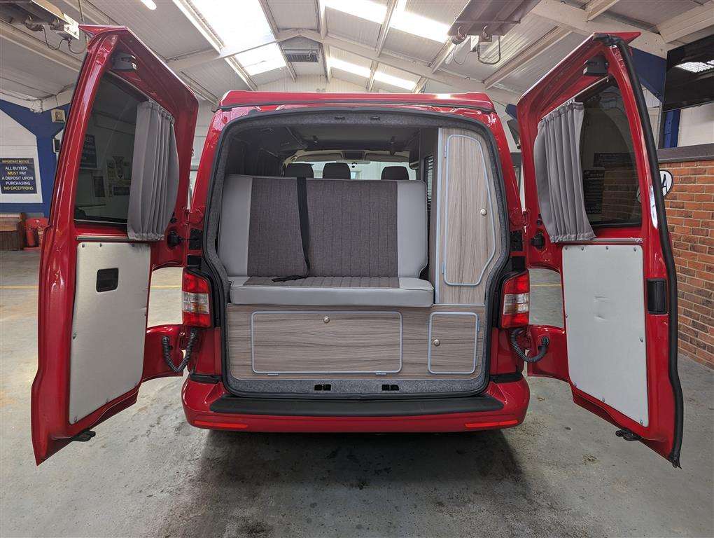 <p>2014 VOLKSWAGEN TRANSPORTER T32 STARTLINE</p>