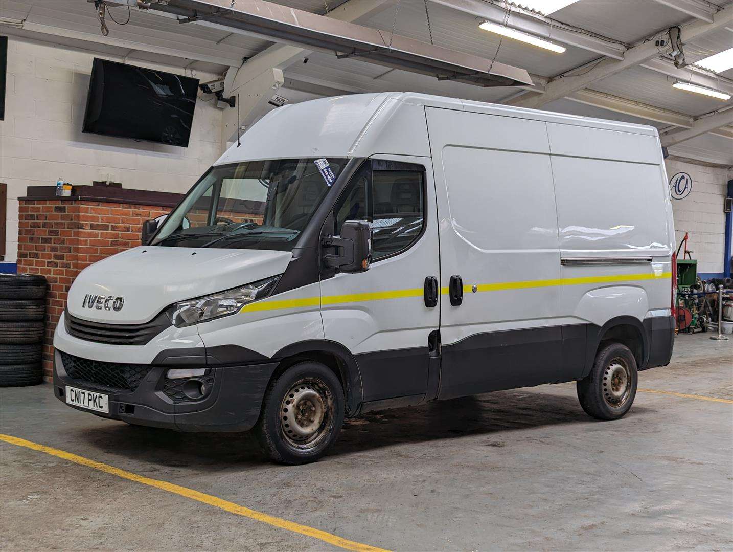 <p>2017 IVECO DAILY 35S12V</p>