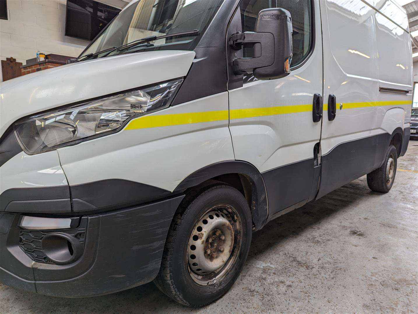 <p>2017 IVECO DAILY 35S12V</p>