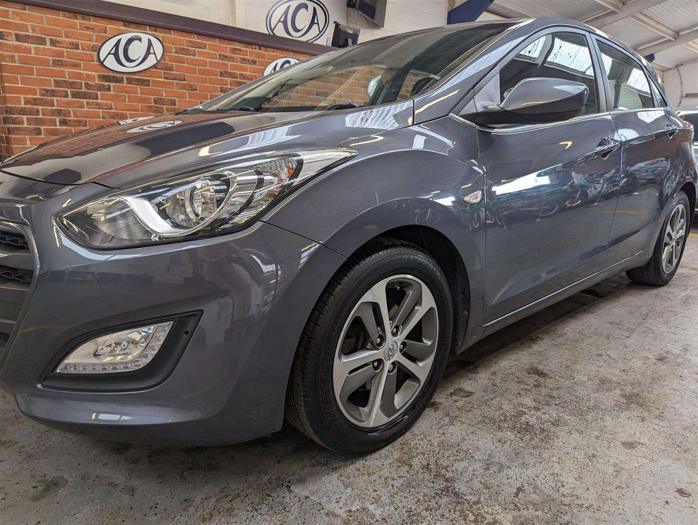 <p>2016 HYUNDAI I30 SE BLUE DRIVE CRDI S-A</p>