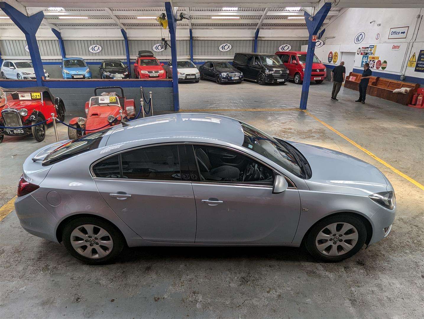 <p>2015 VAUXHALL INSIGNIA TECHLINE CDTI EC</p>