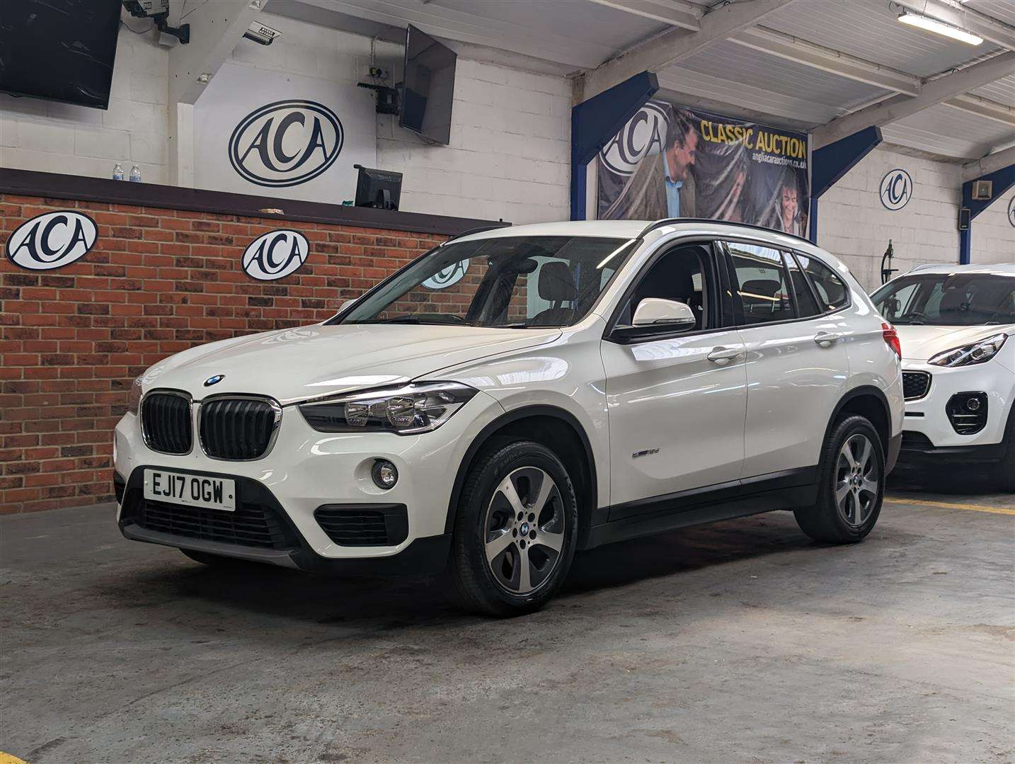 <p>2017 BMW X1 SDRIVE18D SE AUTO</p>