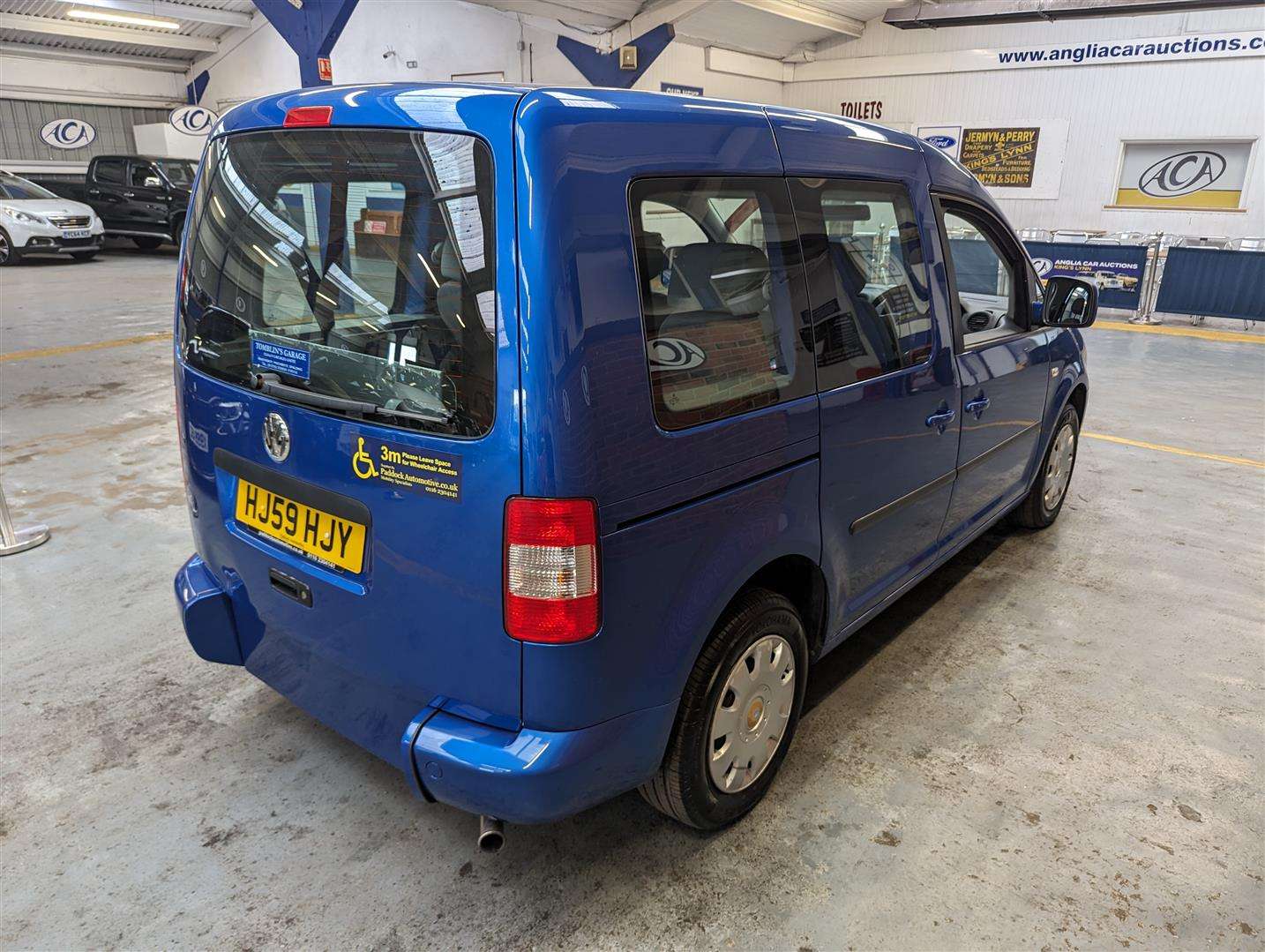 <p>2009 VOLKSWAGEN CADDY LIFE TDI W.A.V.</p>