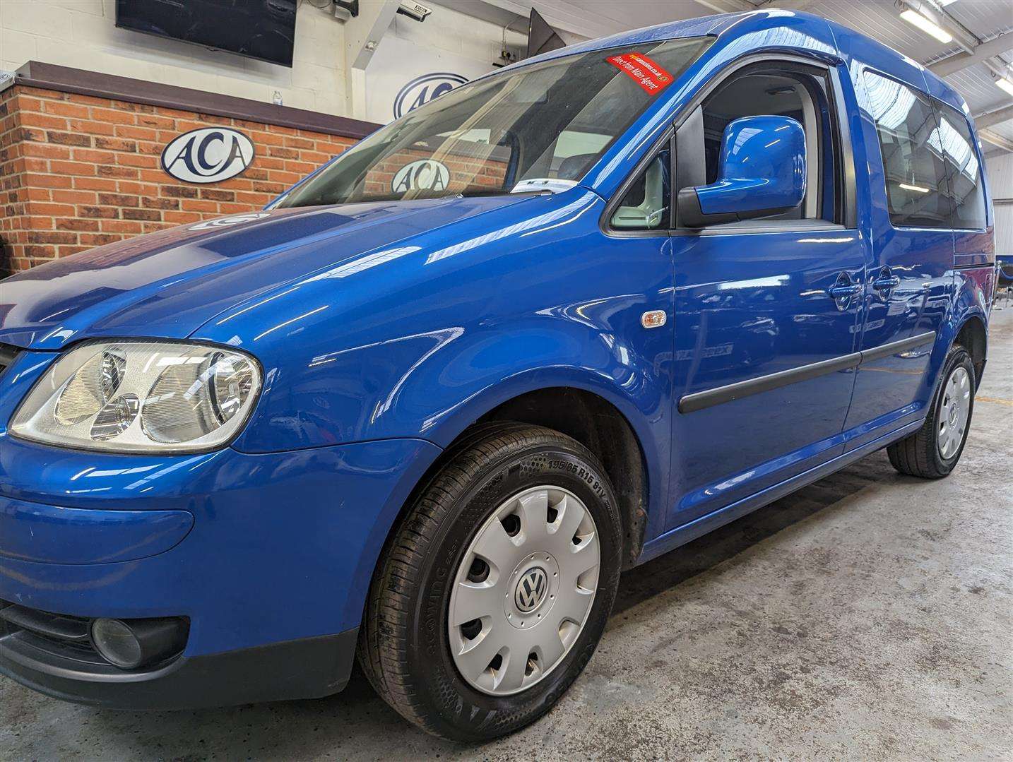 <p>2009 VOLKSWAGEN CADDY LIFE TDI W.A.V.</p>