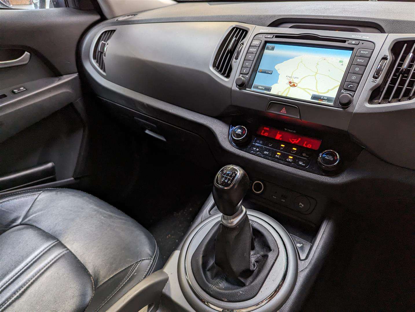 <p>2015 KIA SPORTAGE KX-3 SAT NAV CRD</p>