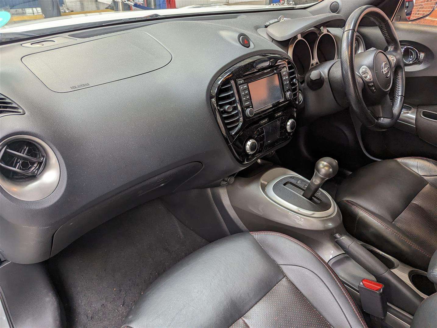 <p>2013 NISSAN JUKE TEKNA CVT</p>