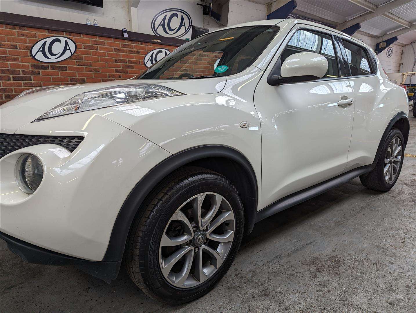 <p>2013 NISSAN JUKE TEKNA CVT</p>