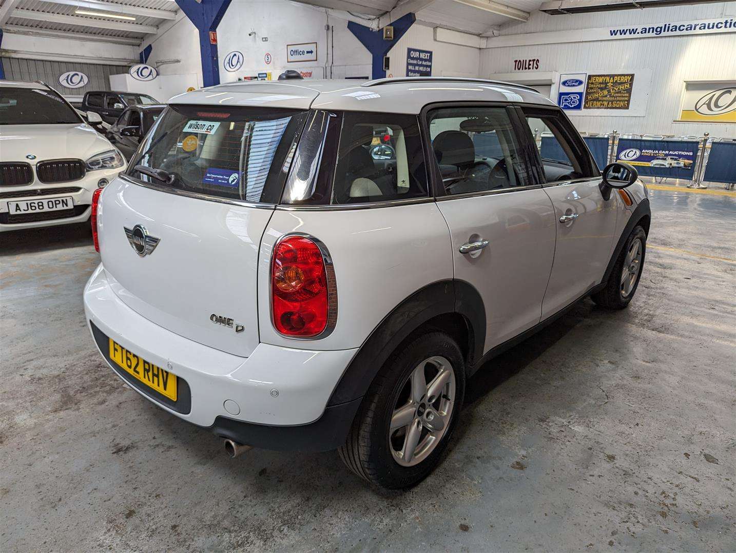 <p>2012 MINI COUNTRYMAN ONE D</p>