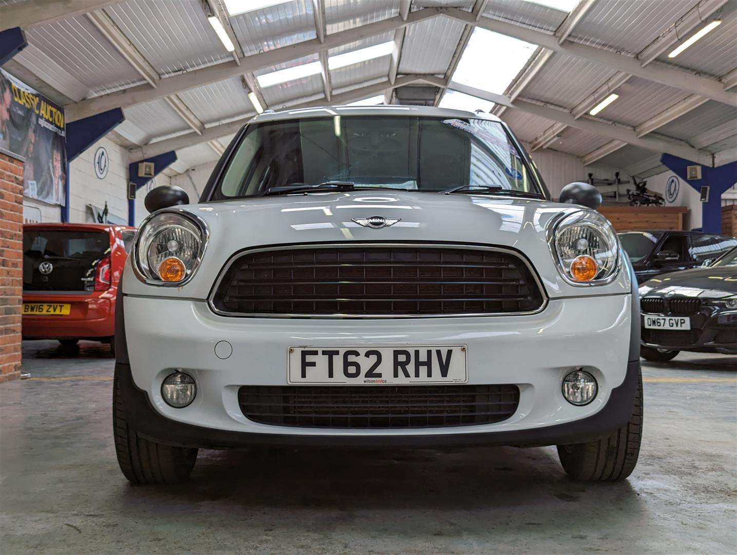 <p>2012 MINI COUNTRYMAN ONE D</p>