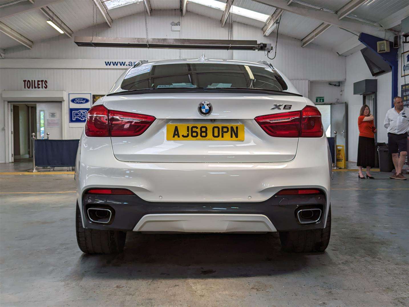 <p>2019 BMW X6 XDRIVE40D M SPORT AUTO</p>