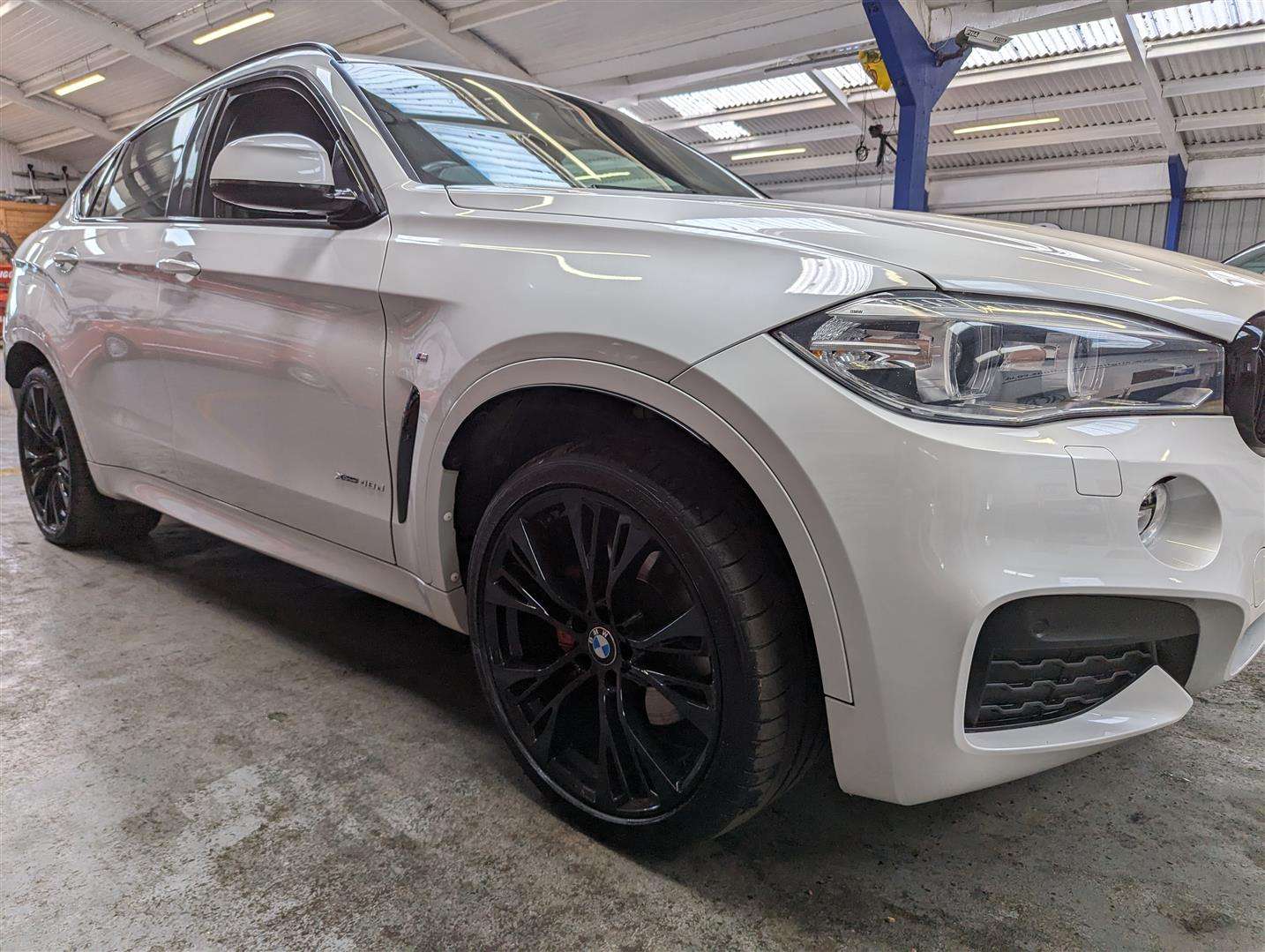 <p>2019 BMW X6 XDRIVE40D M SPORT AUTO</p>