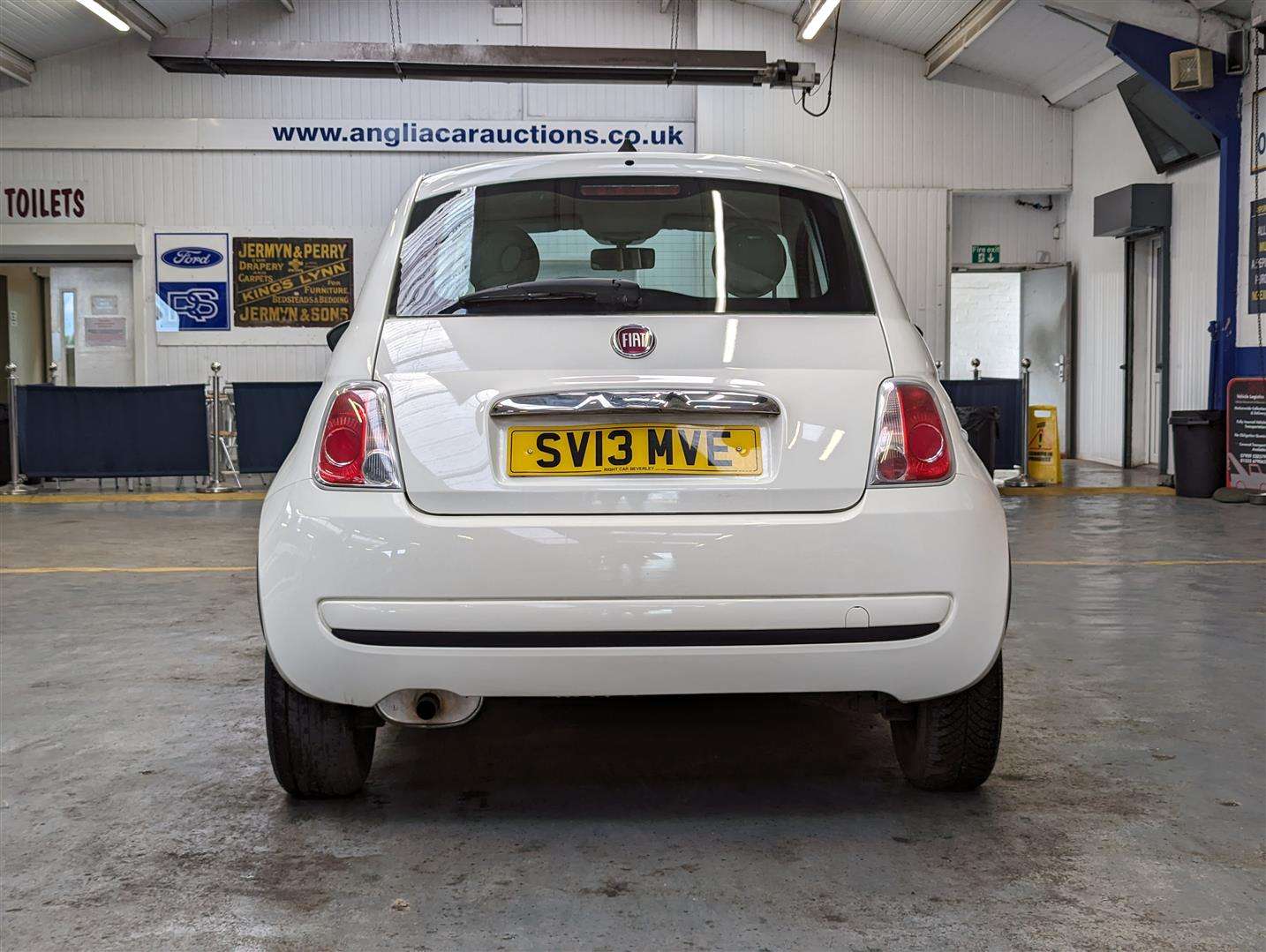 <p>2013 FIAT 500 POP RHD</p>