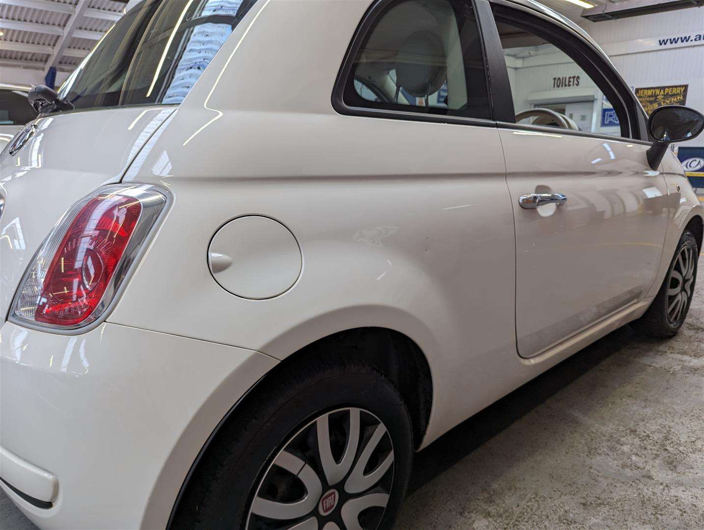 <p>2013 FIAT 500 POP RHD</p>