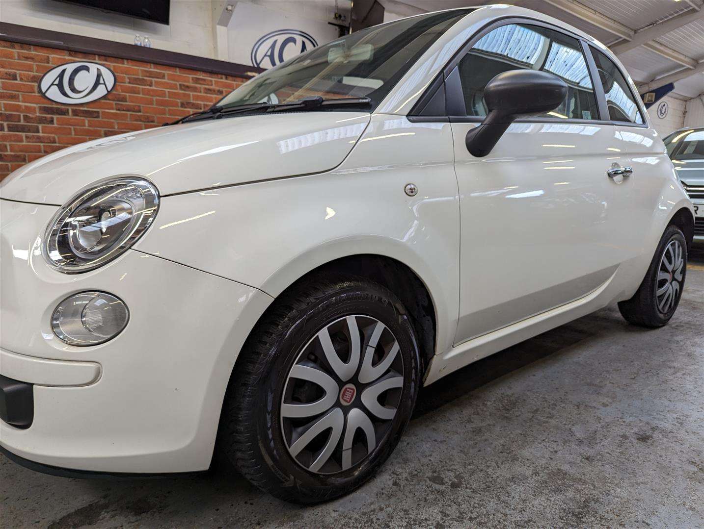 <p>2013 FIAT 500 POP RHD</p>