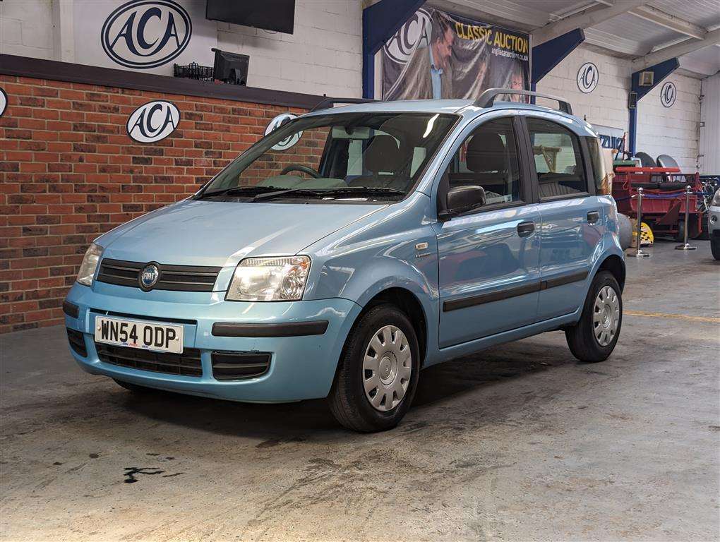 <p>2004 FIAT PANDA **SOLD</p>