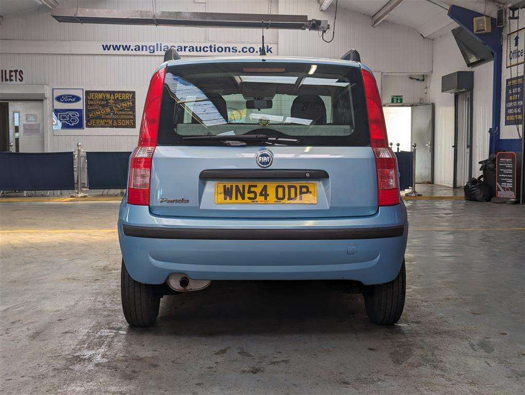 <p>2004 FIAT PANDA **SOLD</p>