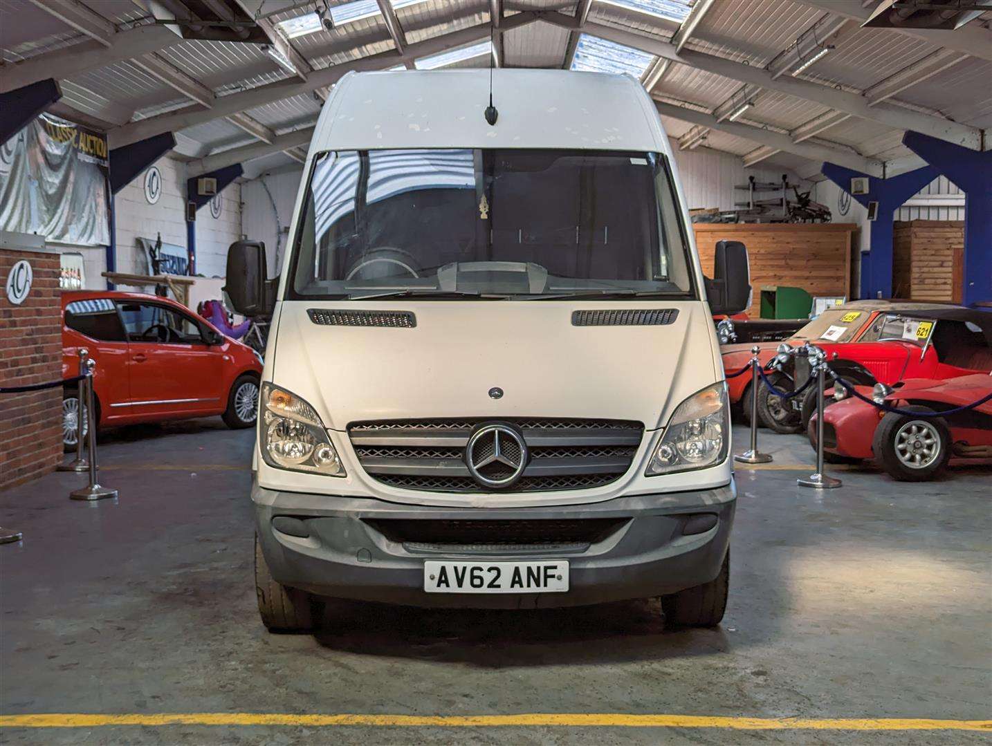 <p>2012 MERCEDES-BENZ SPRINTER 313 CDI</p>