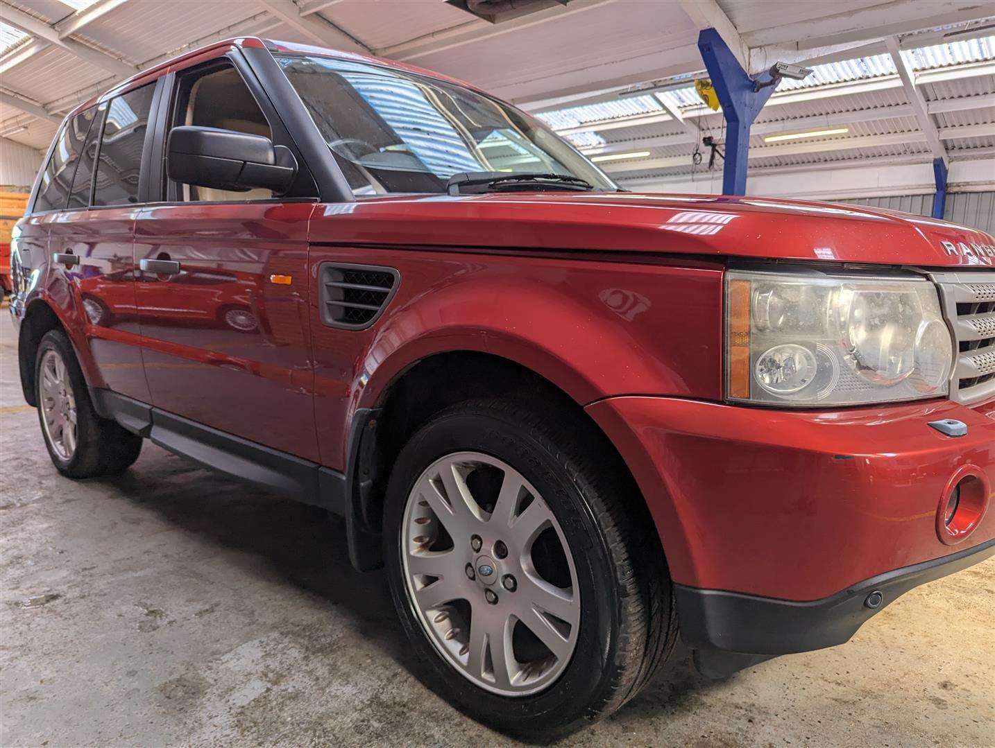 <p>2006 LAND ROVER RANGEROVER SPORT V8 HSE AUTO</p>